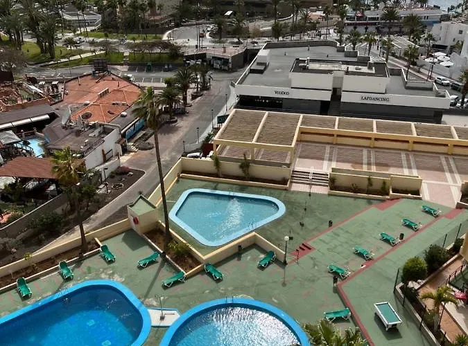 Americas Sea View And Apartment