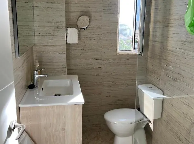 Americas Sea View And *