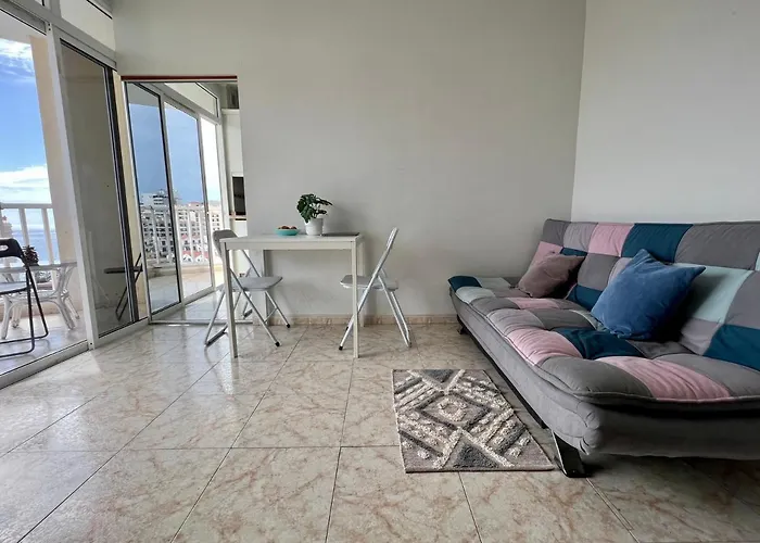 Americas Sea View And Apartman